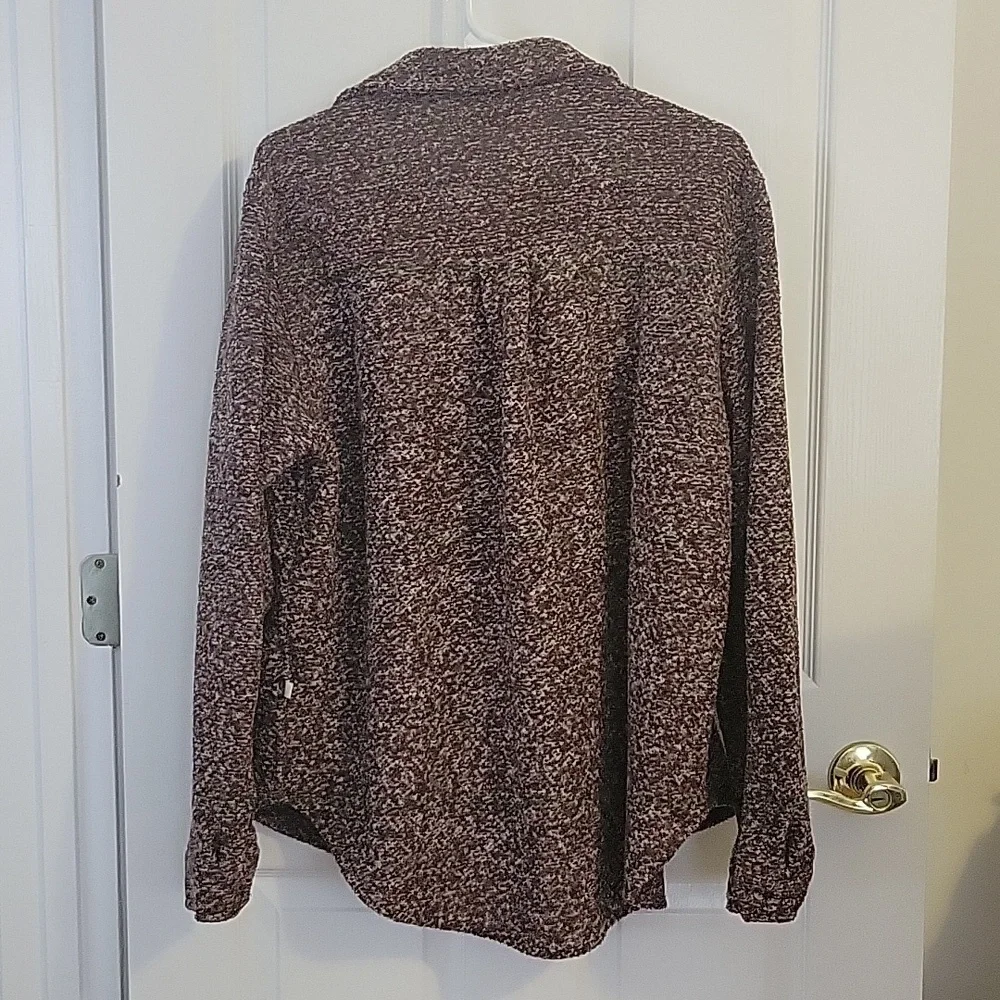 Sweater - Picture 4 of 4